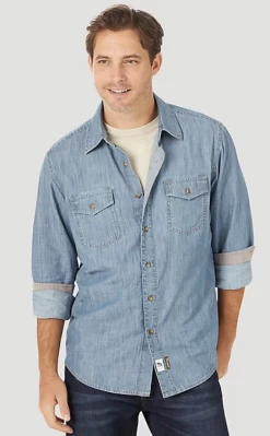 Men's Wrangler Retro Button Down Shirt #112317202