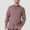 Men's Wrangler Rugged Wear Wrinkle Resist Button Down Shirt #112317310